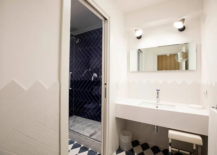 Vicario Guest house 4*